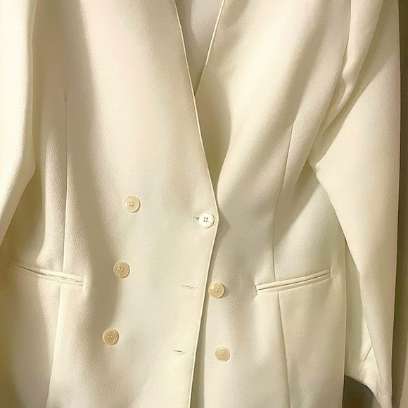 Vintage Bedford Fair 80’s-inspired (Size 12) Retro Cream Jacket & Skirt Suit - Picture 7 of 13
